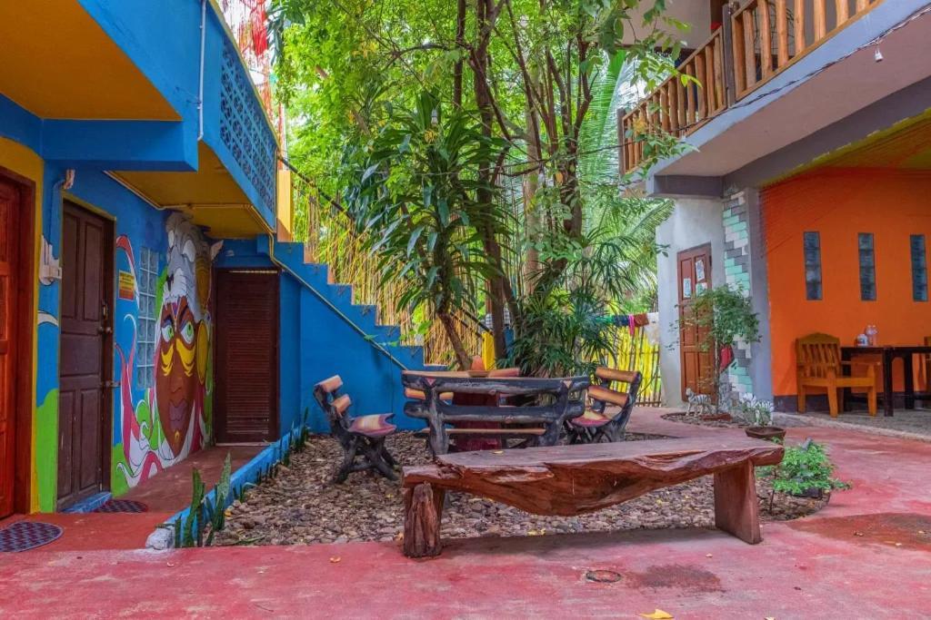Auberge de jeunesse Happy House Backpackers à Pai Extérieur photo